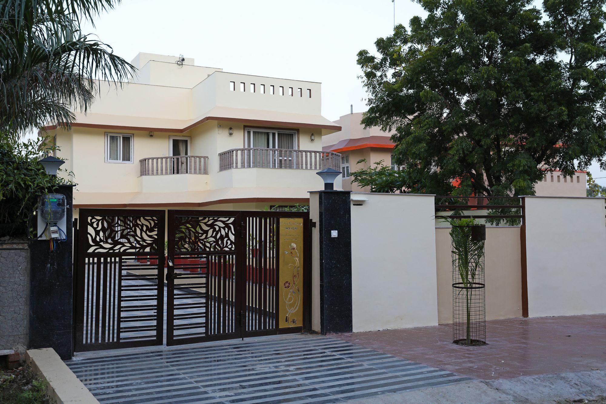 Oyo 9428 Hill View Room Goverdhan Vilas Udaipur Buitenkant foto